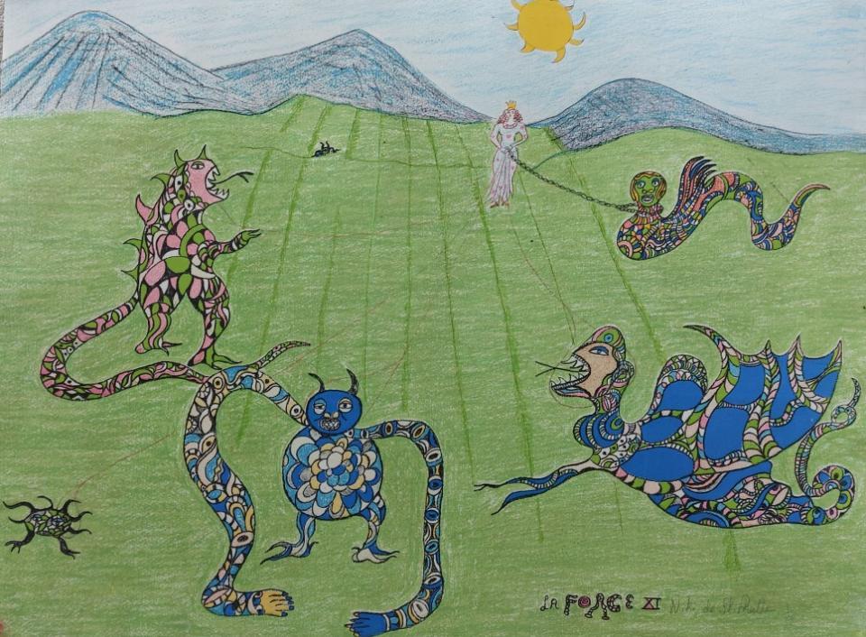 La Force XI Au cœur du féminisme, l’œuvre de Niki de Saint Phalle aborde très régulièrement les combats qu’elle mène. Dans cet imaginaire fantasque, elle libère le flux de son imaginaire et explore les mythes qui parcourront tout son Œuvre. Ses connaissances mythologiques nourrissent ses œuvres de références grecques, égyptiennes ou encore de l’Épopée de Gilgamesh. As-tu remarqué la puissance du personnage féminin central, éclatante sous le soleil triomphant ?